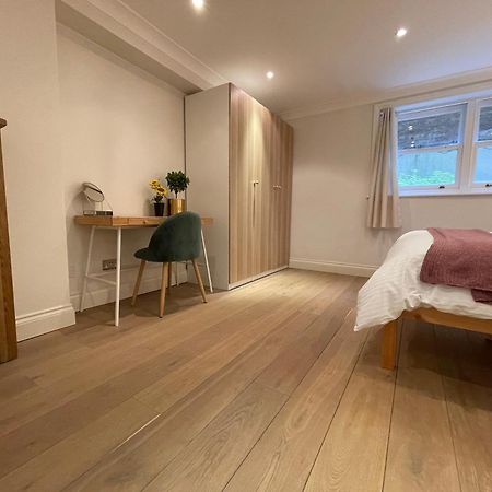 5 Bed House - Fancy - Sleep Up To 12 - Central London Eksteriør bilde
