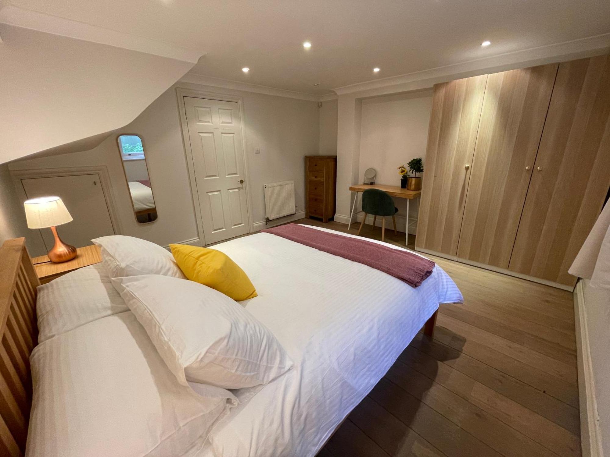 5 Bed House - Fancy - Sleep Up To 12 - Central London Eksteriør bilde