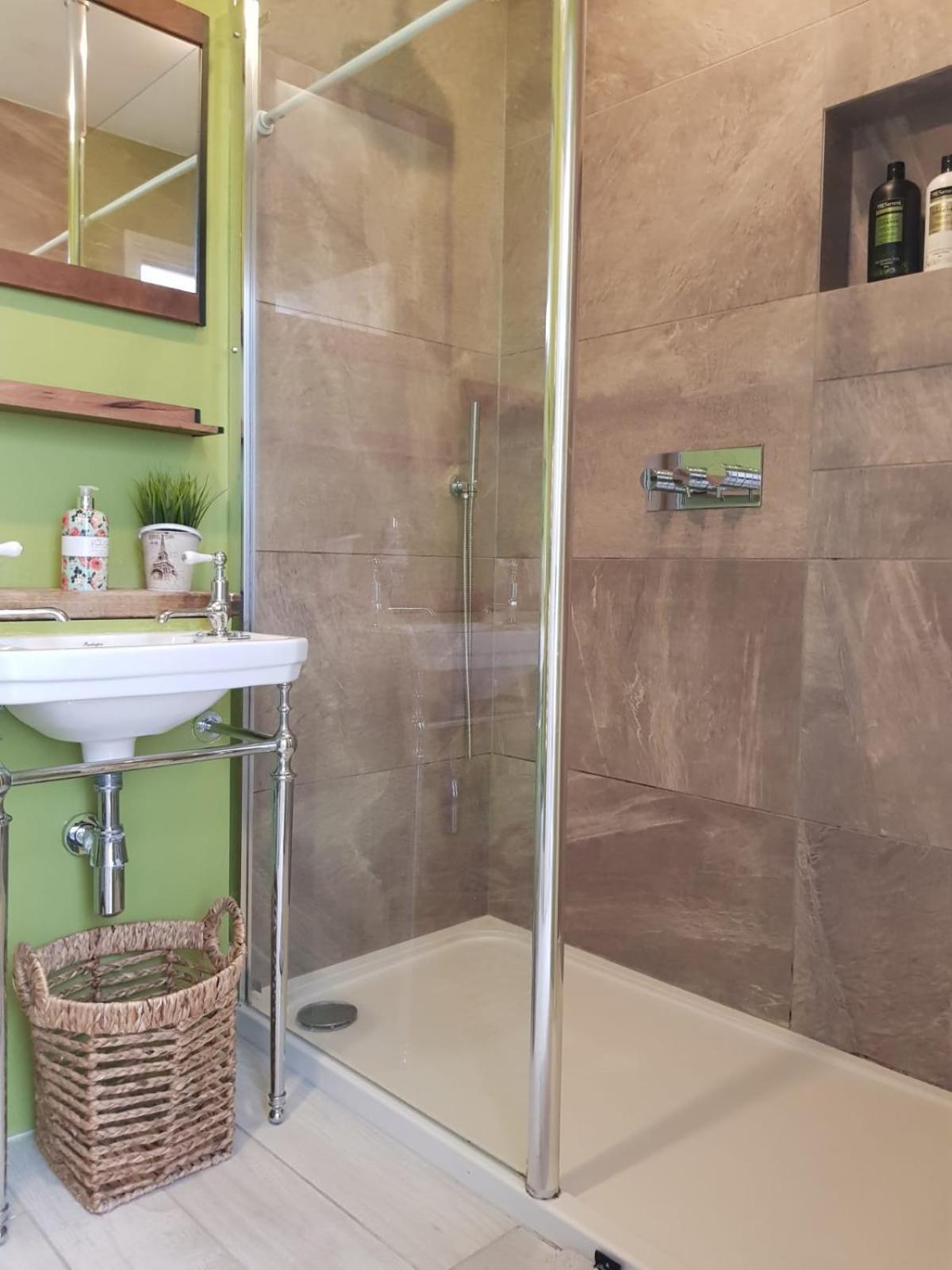 5 Bed House - Fancy - Sleep Up To 12 - Central London Eksteriør bilde